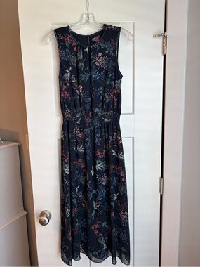 Vince Camuto Navy Floral Sleeveless Maxi Dress